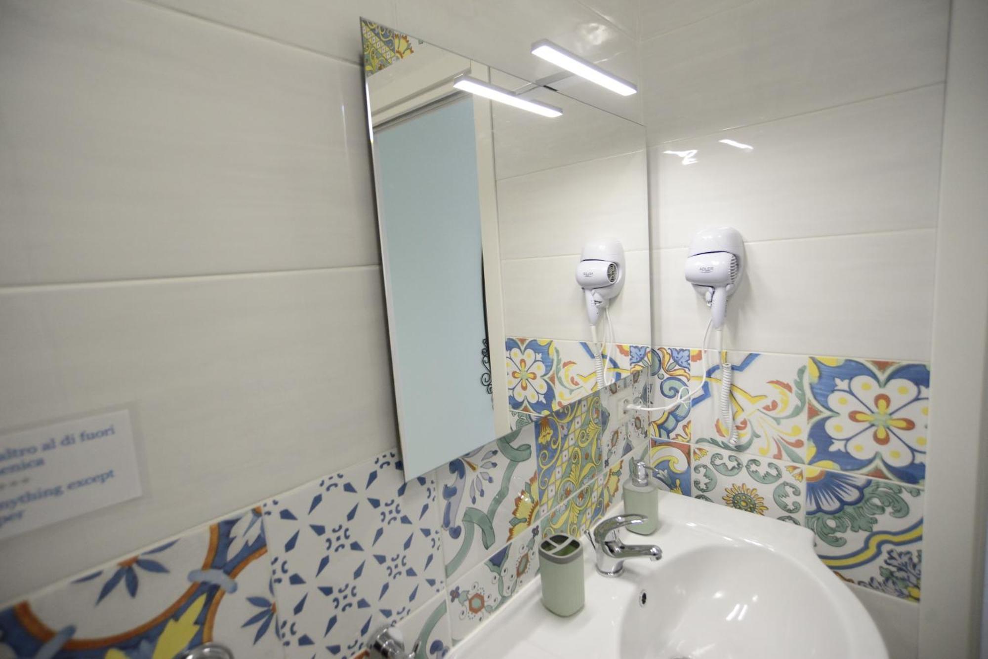 Malusi B&B Napoli Bagian luar foto