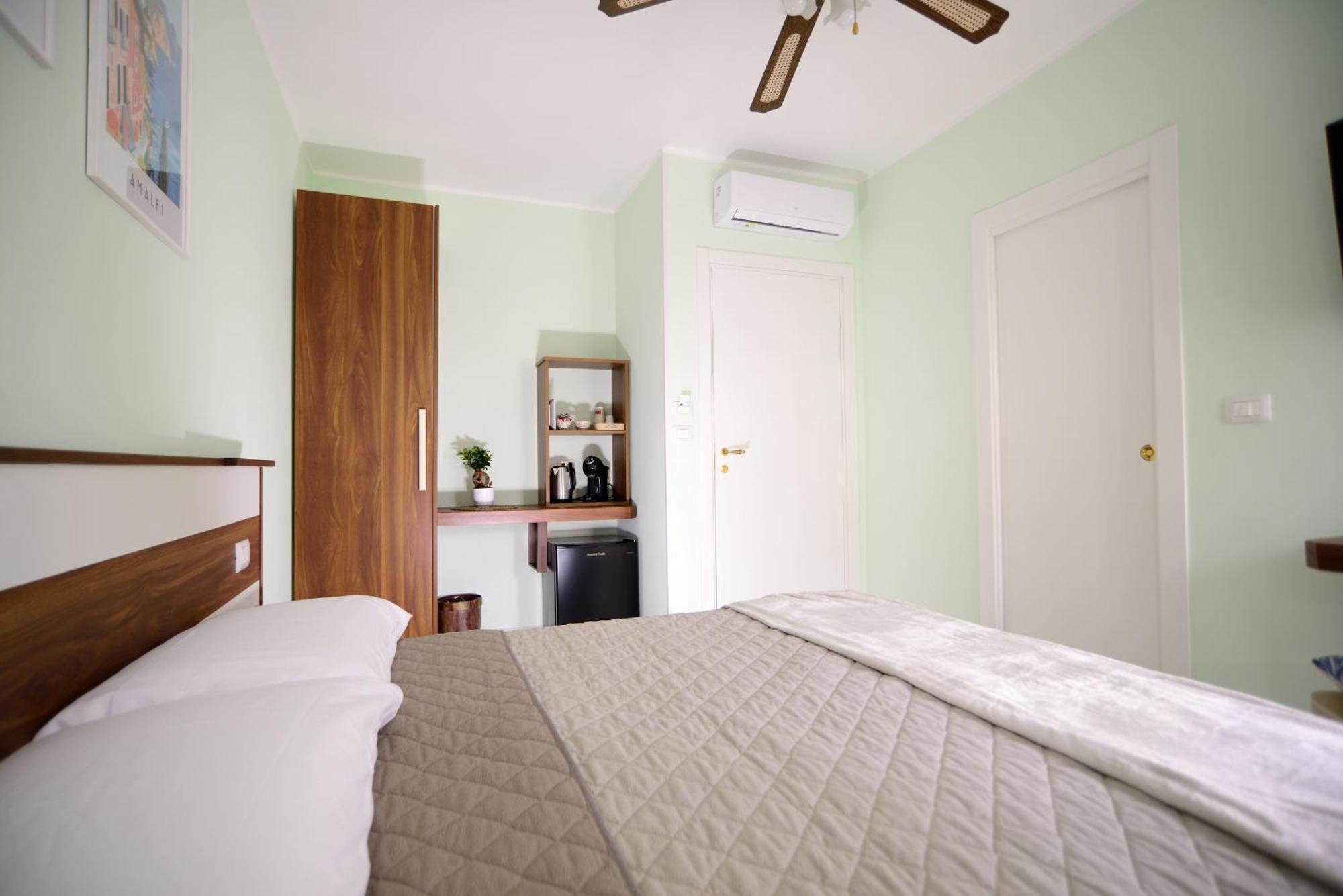 Malusi B&B Napoli Bagian luar foto