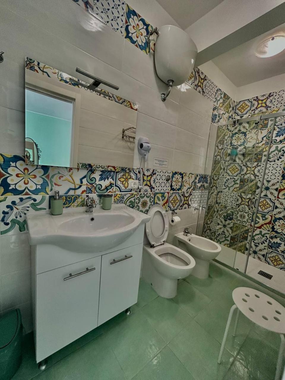 Malusi B&B Napoli Bagian luar foto